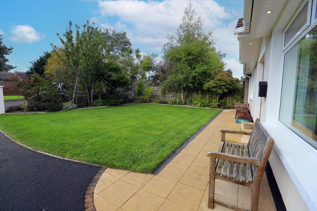Luxury Detached Home Close To Strangford Lough Killinchy Екстериор снимка