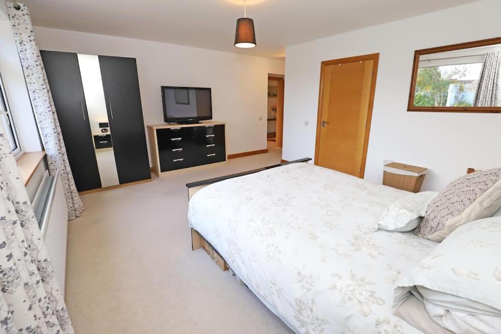 Luxury Detached Home Close To Strangford Lough Killinchy Екстериор снимка